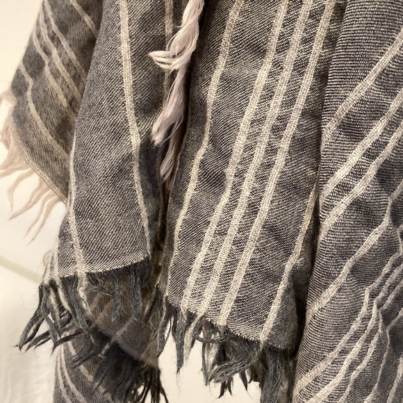 Vince wool blend sequin striped scarf shawl - Picture 4 of 13